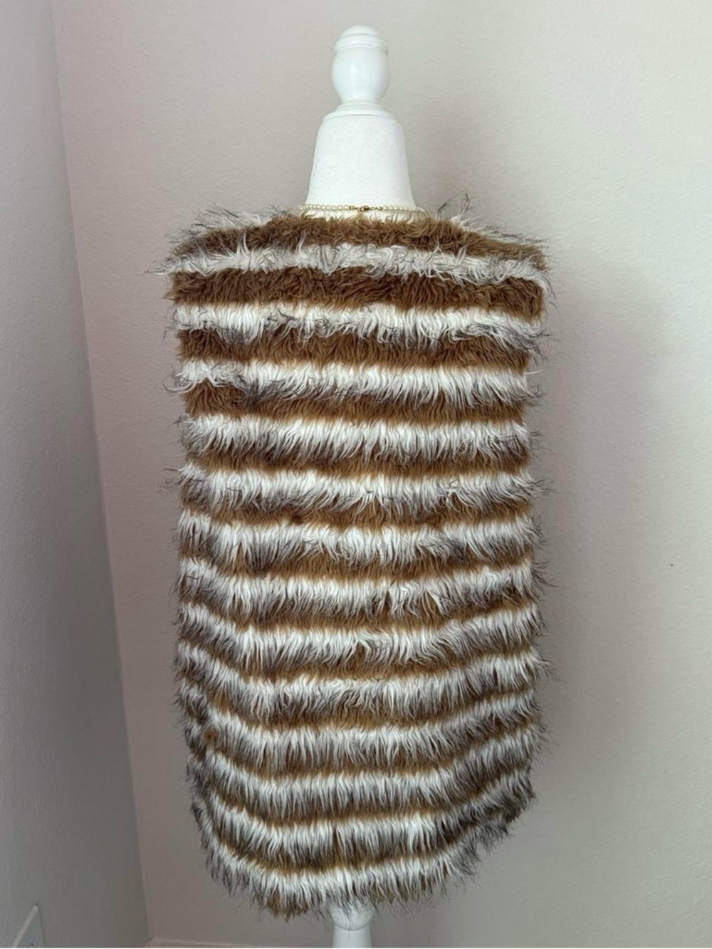 Signature Studio Brown and White Faux Fur Striped Vest - Picture 3 of 5